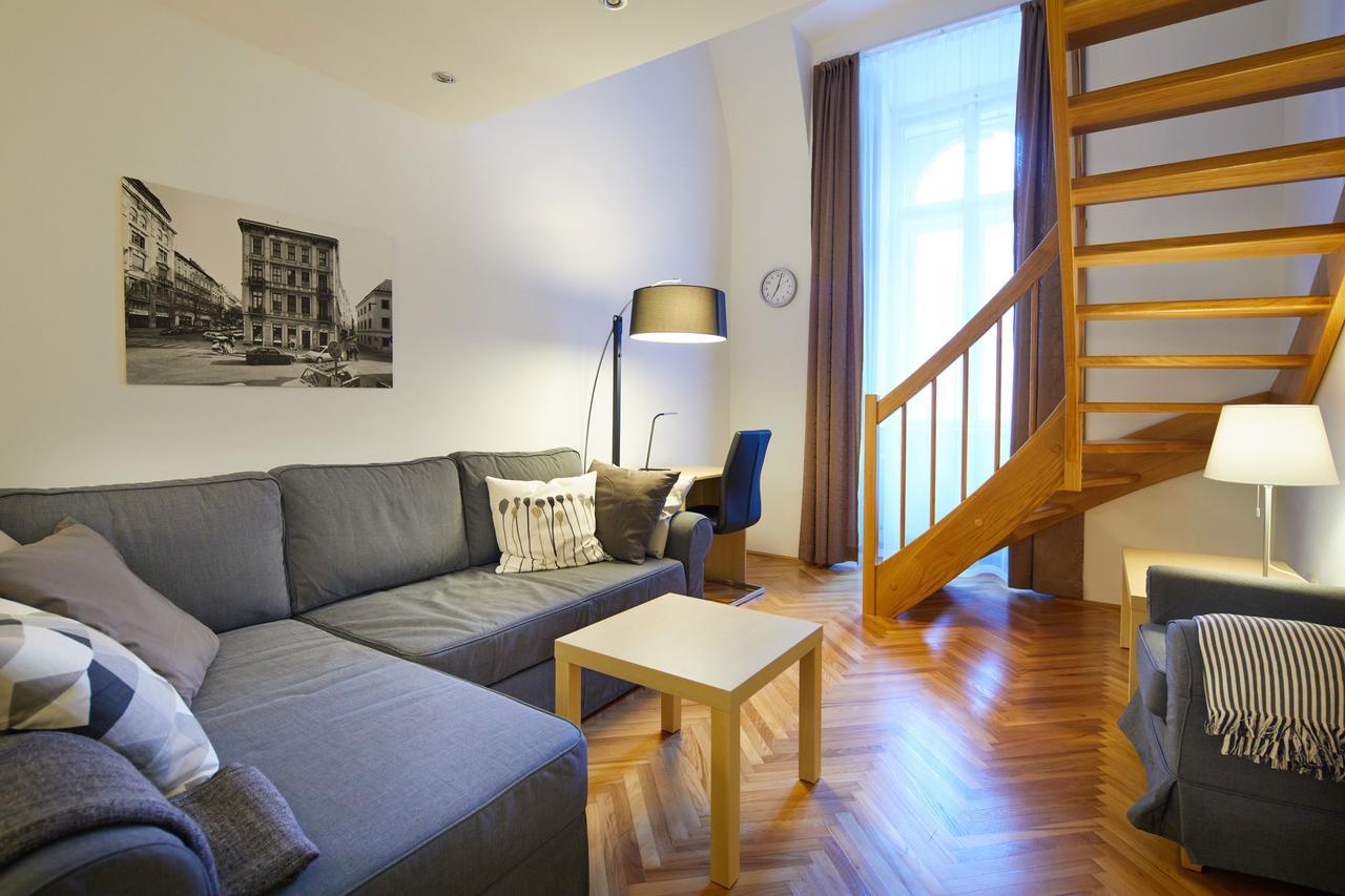 Fewo Oktogon Budapest Esterno foto