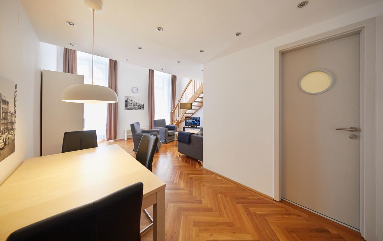 Fewo Oktogon Budapest Esterno foto